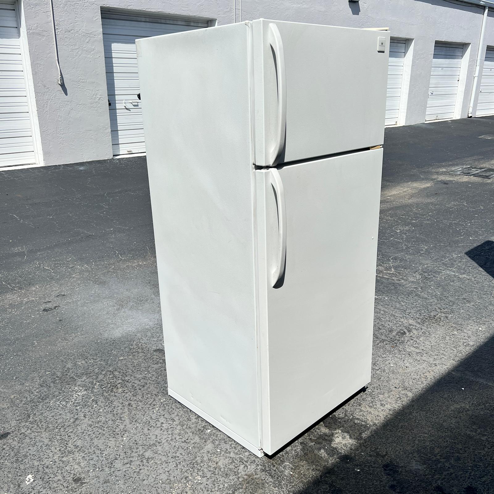 Westinghouse Top and Bottom Refrigerator Westinghouse Top and Bottom Refrigerator